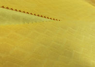 210GSM 가정 직물을 위한 연약한 100%년 폴리에스테에 의하여 돋을새김되는 본 마이크로 우단 직물 - 황색